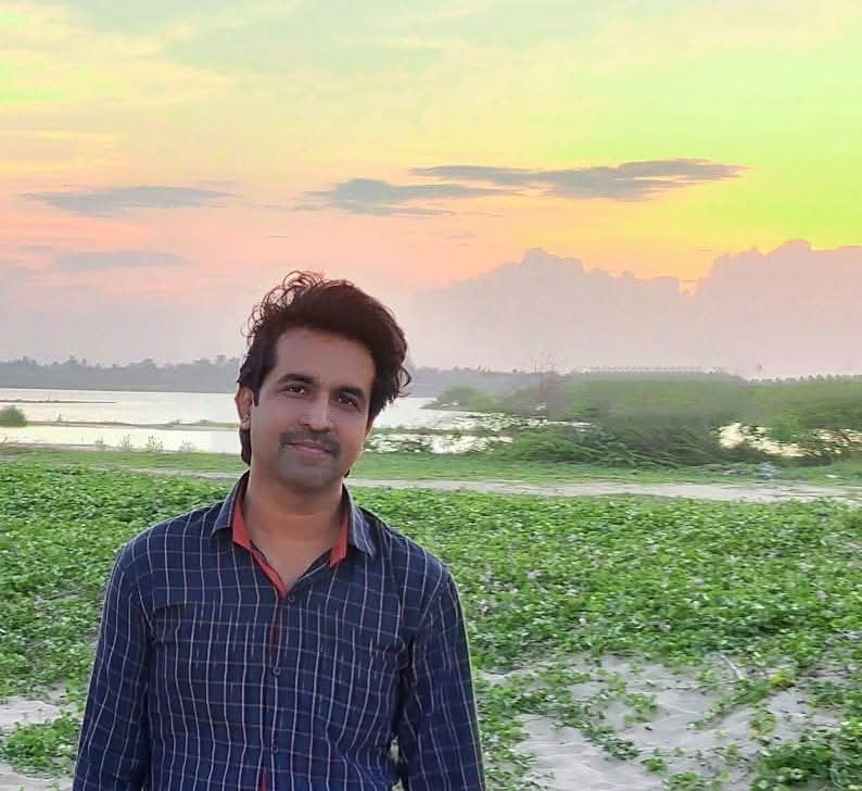 என்னைப் பற்றி website pic